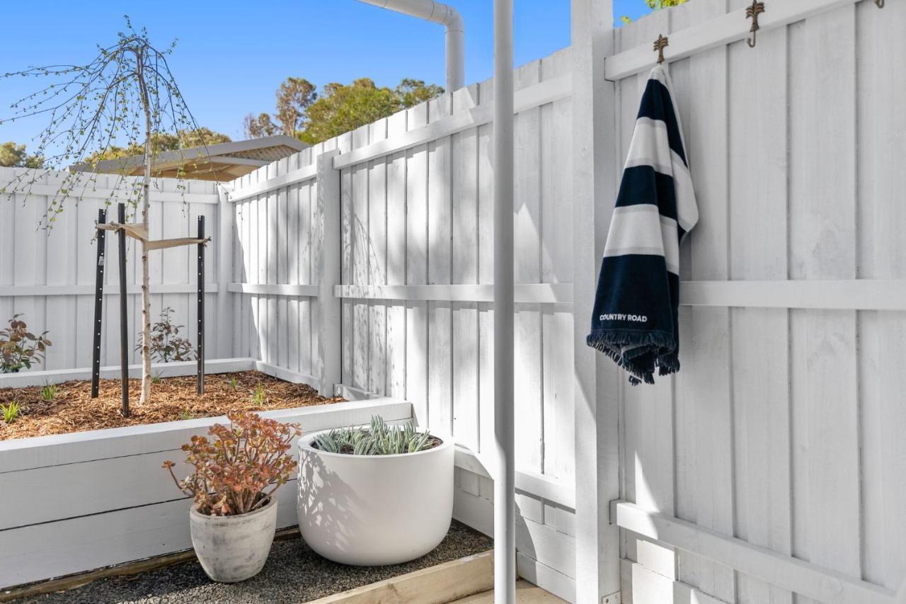 Relaxing Geelong King Studio Hotel Exterior photo